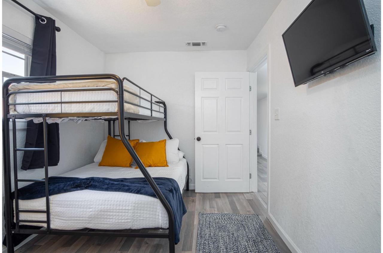 Charming 4Br2Ba Only 5 Mins Downtown Riverwalk San Antonio Eksteriør bilde